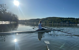 Emmanuelle profite du beau temps